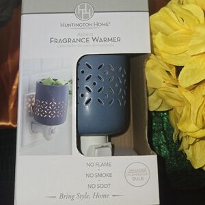 Huntington Home Blue Ceramic Plug-In Fragrance Warmer